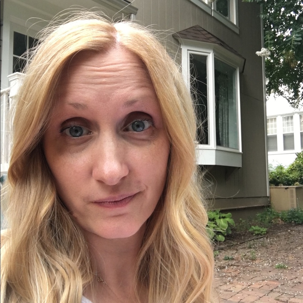Meet your Posher, Sarah